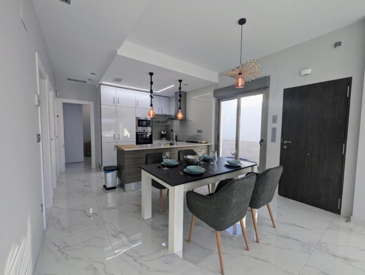 Fee4Me Villa, Pool, Roofterrace & Relax Alicante Eksteriør bilde